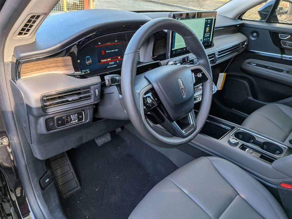 New 2026 Lincoln Corsair Reserve FWD image 29