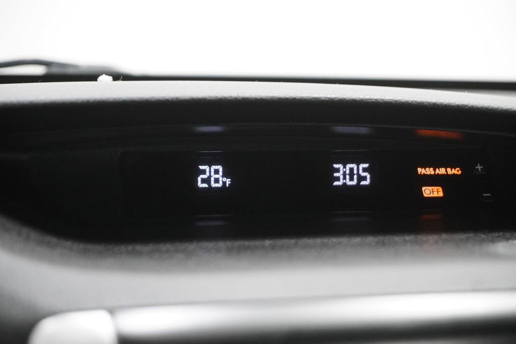 Used 2012 Subaru Forester 2.5X Limited image 19