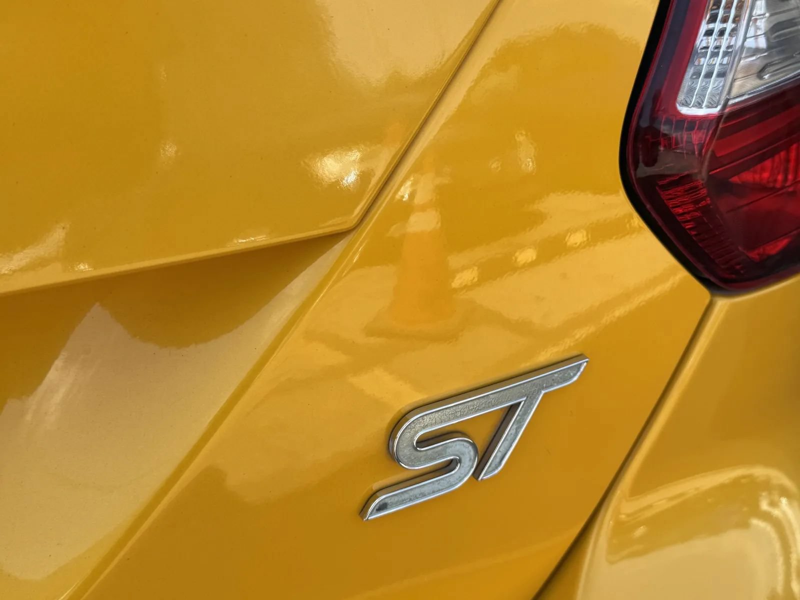 Used 2013 Ford Focus ST FWD image 33