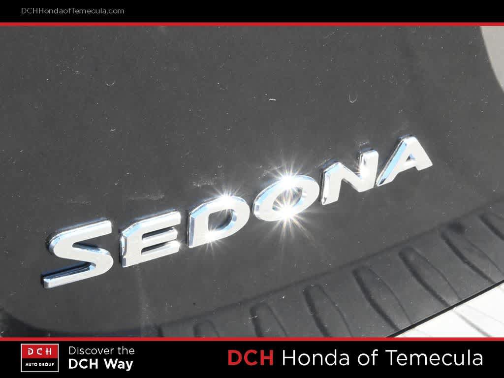 Used 2021 Kia Sedona EX FWD image 7