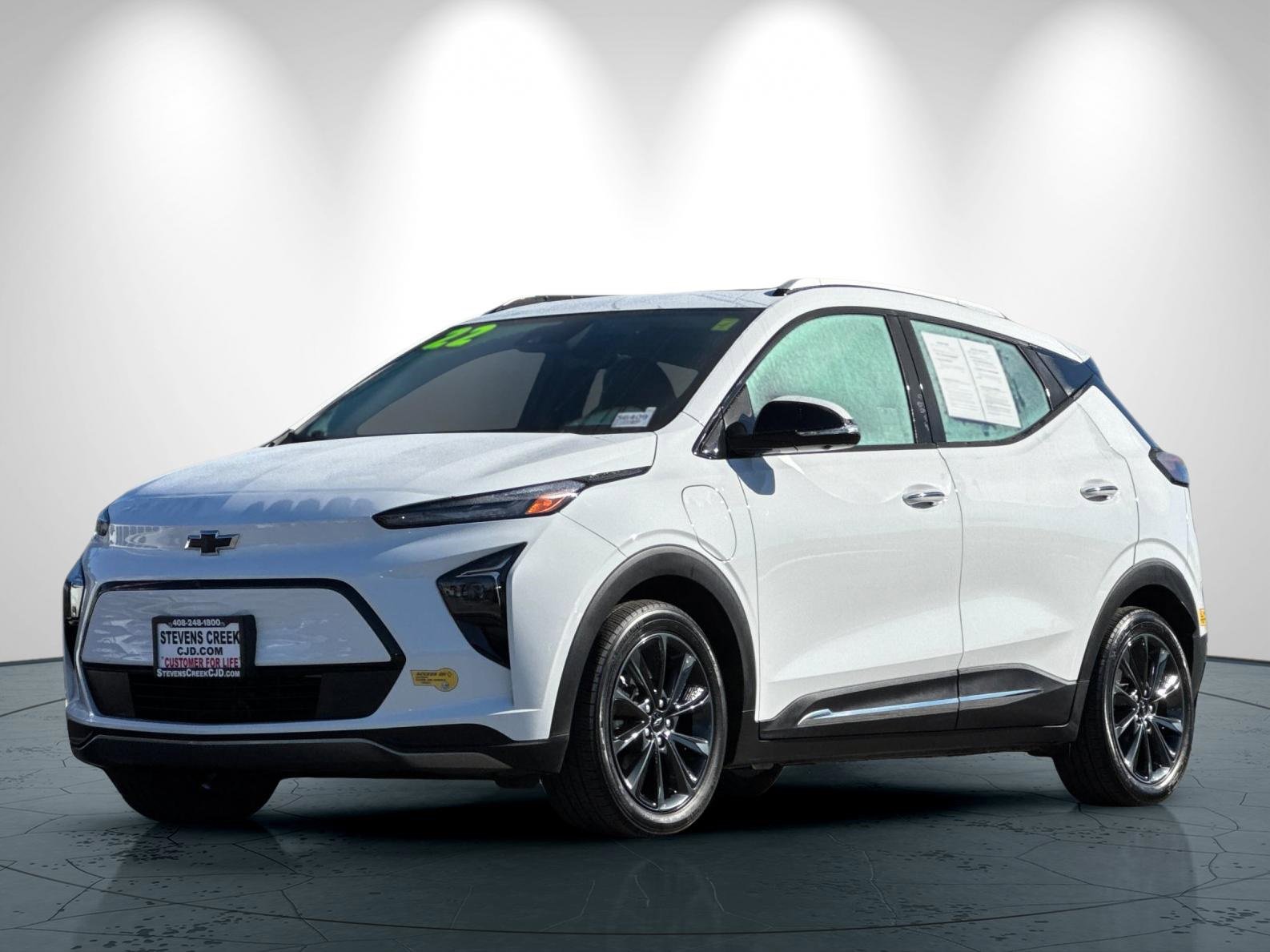 Used 2022 Chevrolet Bolt EUV Premier w/ Launch Edition image 8