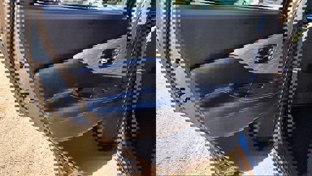 Used 2016 Nissan Murano S image 24