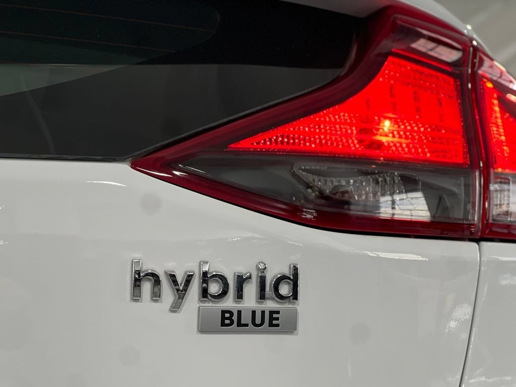 Used 2020 Hyundai Ioniq Blue FWD image 10