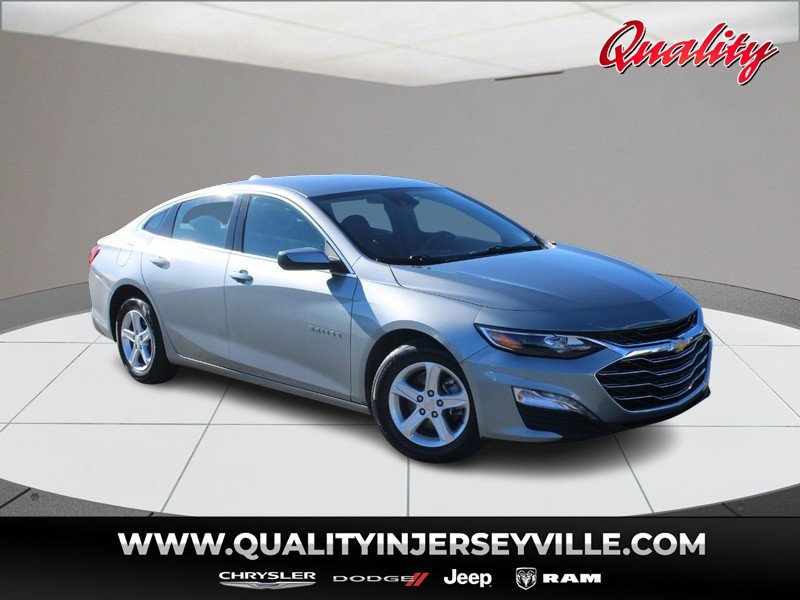 Used 2024 Chevrolet Malibu LT image 1
