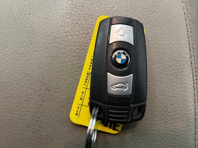 Used 2013 BMW 128i Convertible image 29