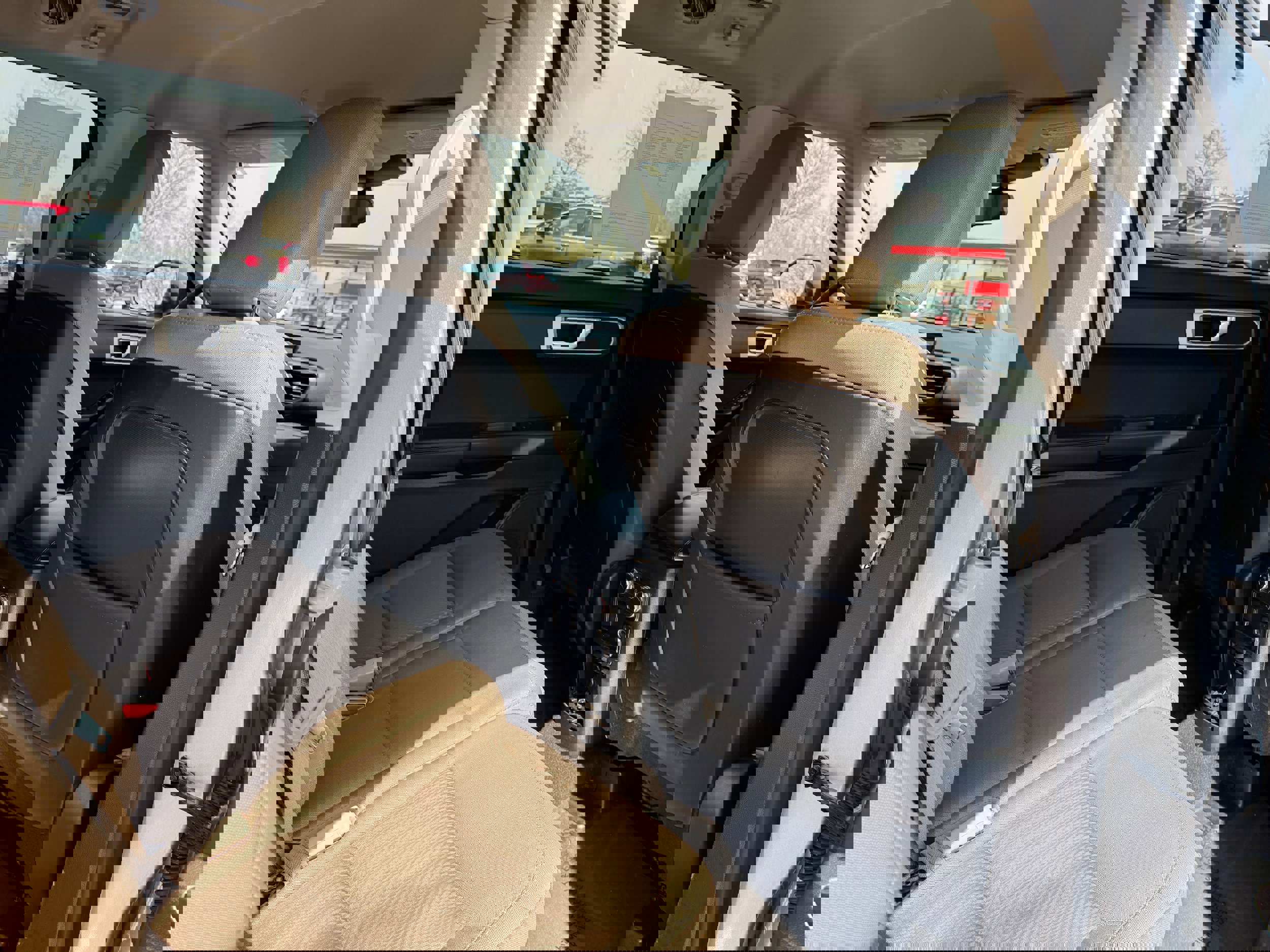 Used 2020 Ford Explorer 2WD image 14