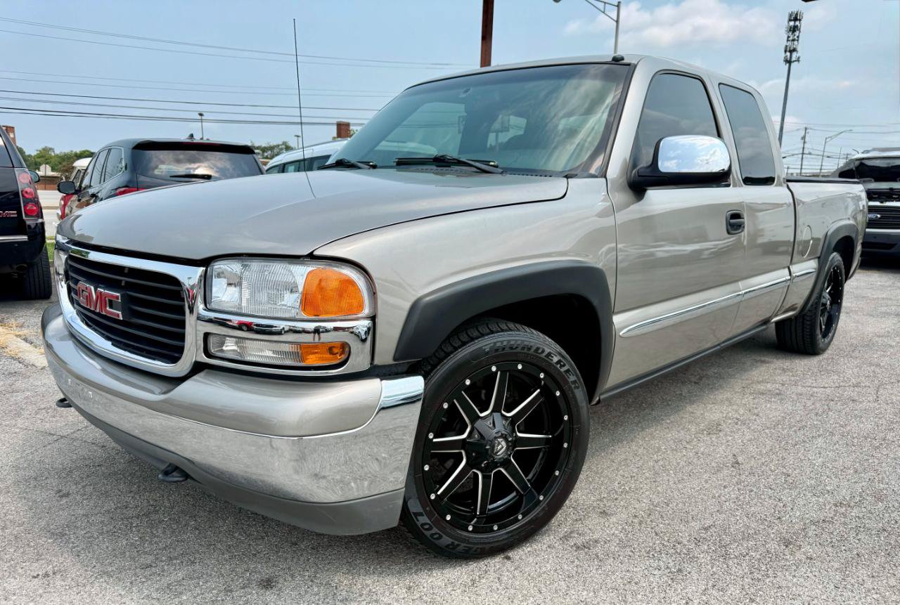 Used 2002 GMC Sierra 1500 2WD Extended Cab image 2