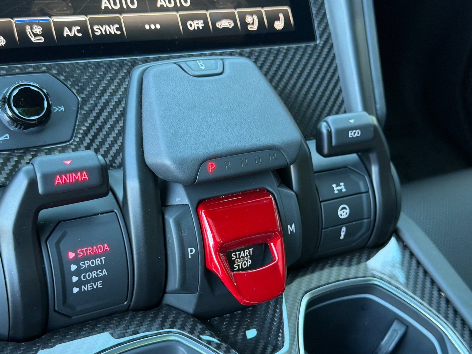 Used 2024 Lamborghini Urus S AWD/4WD image 19