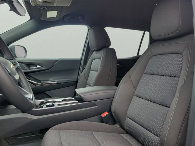 New 2026 Chevrolet Equinox LT w/ Safety and Technology Package FWD image 16