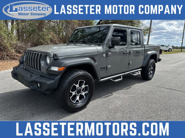 Used 2020 Jeep Gladiator Sport image 1