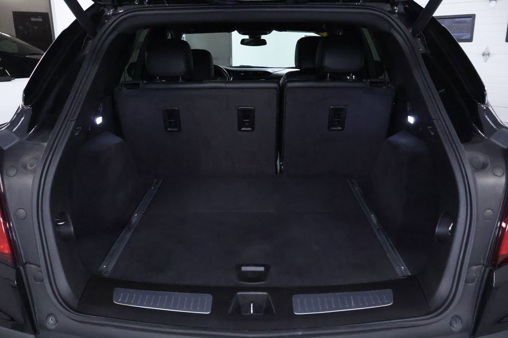 Used 2021 Cadillac XT5 Premium Luxury image 16