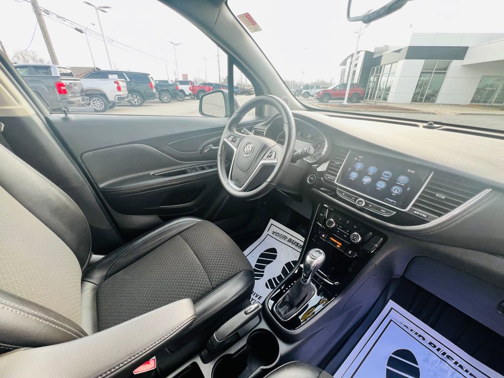 Used 2020 Buick Encore Preferred image 34