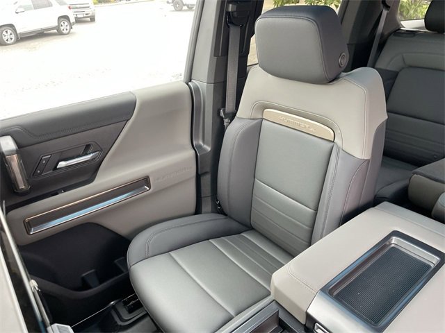 New 2025 GMC Hummer EV 2X w/ LPO, Cargo Utility Package image 21