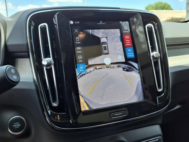 New 2026 Volvo XC40 B4 Plus w/ Protection Package Premier FWD image 23