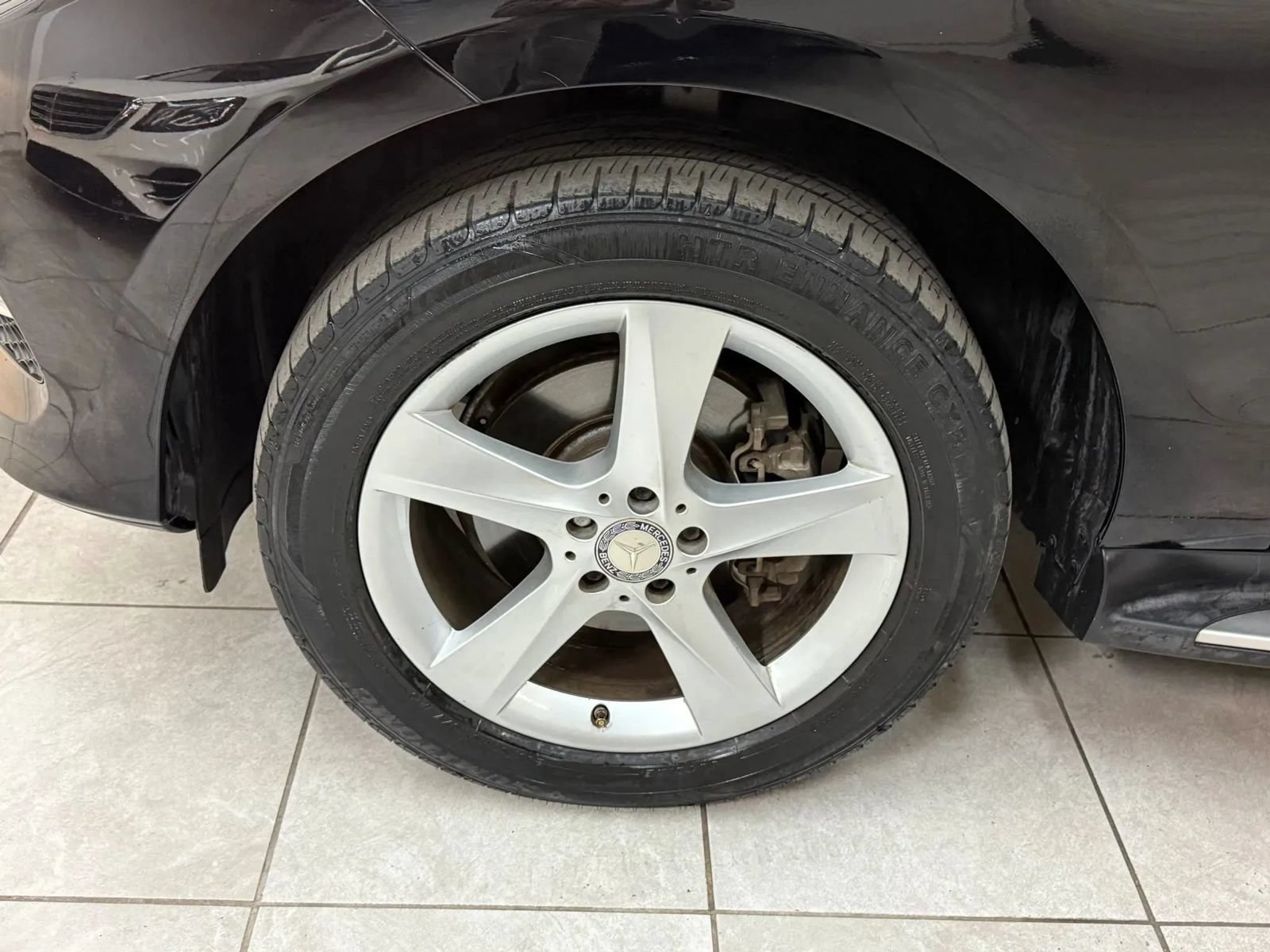 Used 2016 Mercedes-Benz GLE 350 w/ Premium Package image 38
