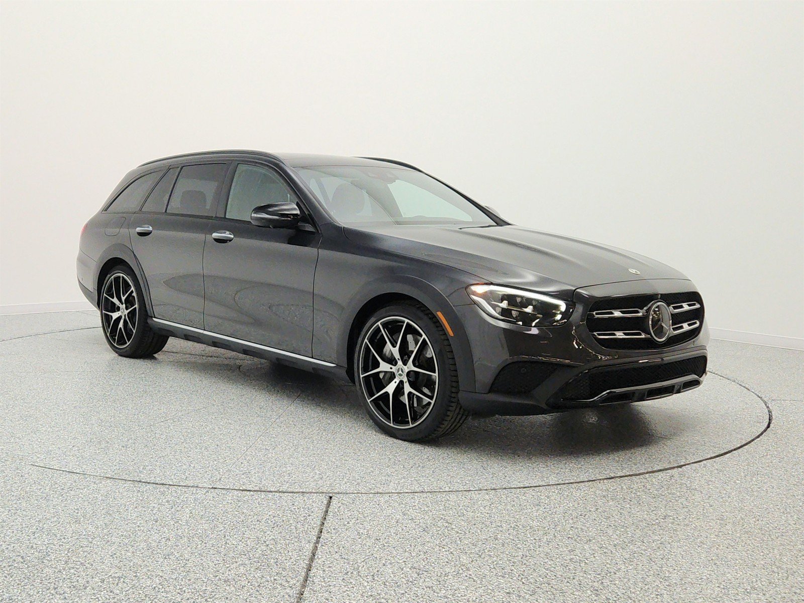 Certified 2022 Mercedes-Benz E 450 4MATIC All-Terrain Wagon image 3