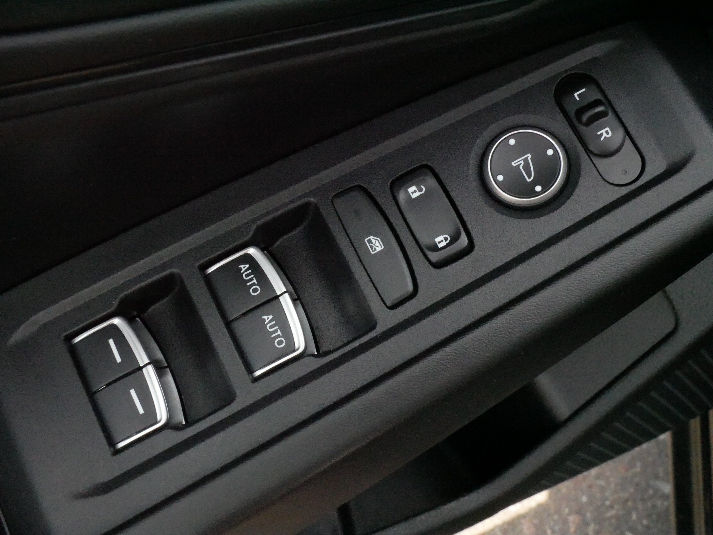 Certified 2023 Honda Accord EX image 18