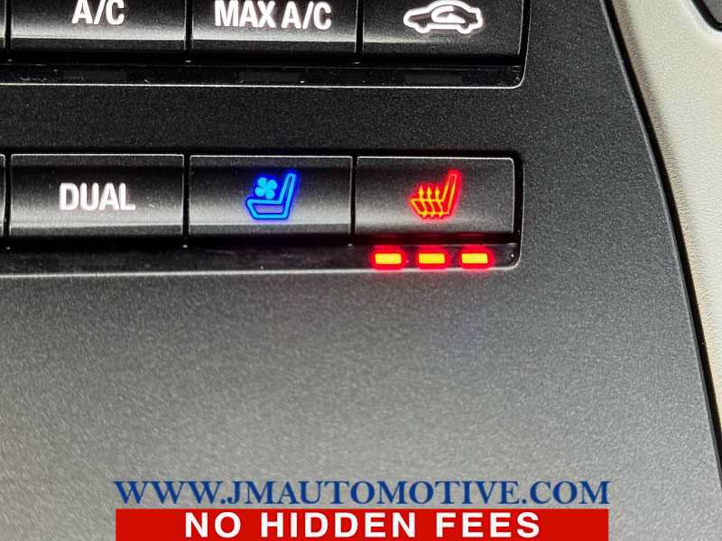 Used 2019 Lincoln Nautilus Reserve AWD/4WD image 39