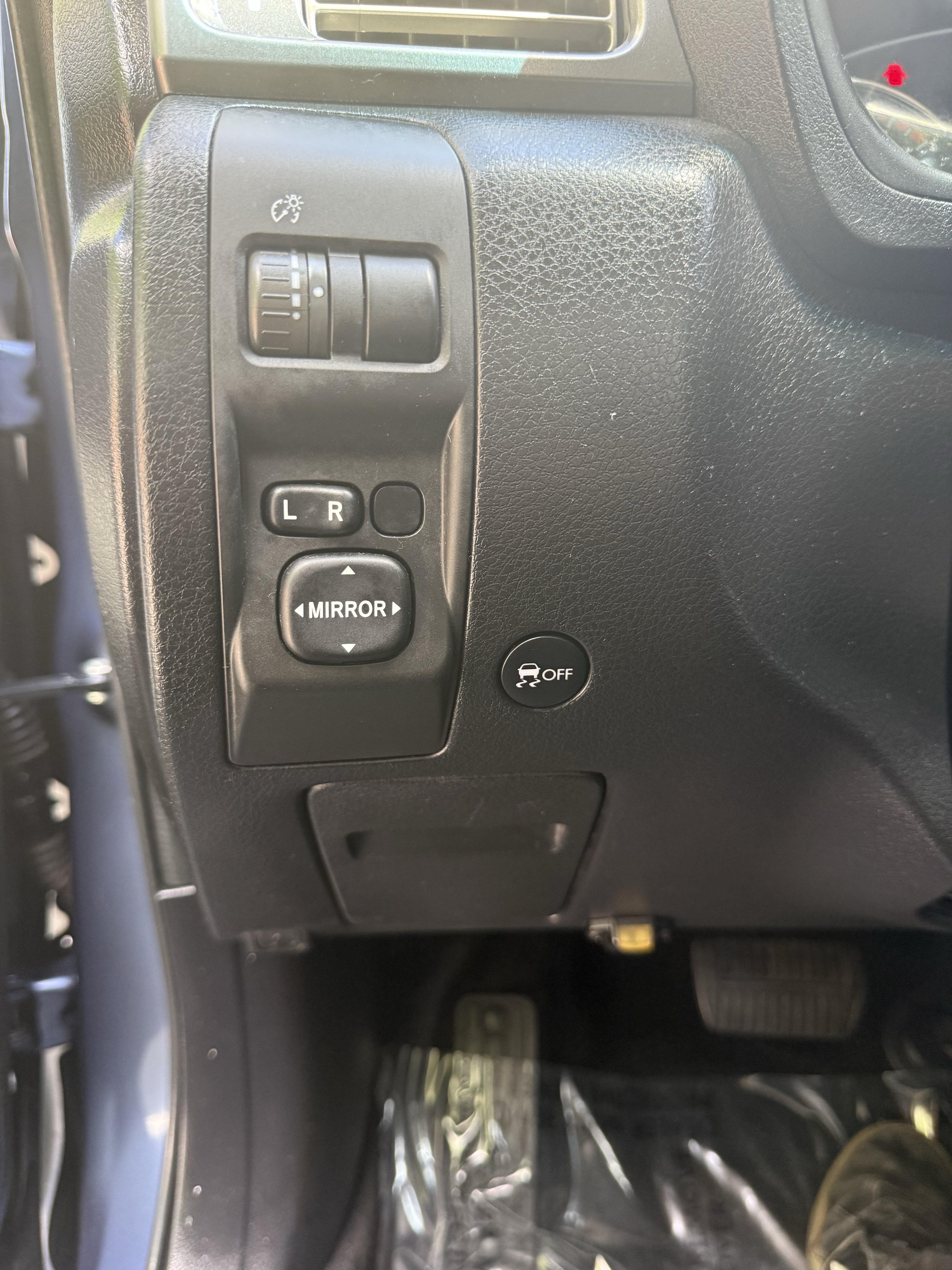 Used 2011 Subaru Forester 2.5X w/ Popular Equipment Group 1B AWD/4WD image 25