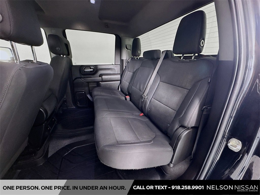 Used 2021 Chevrolet Silverado 2500 Custom w/ Custom Value Package image 23