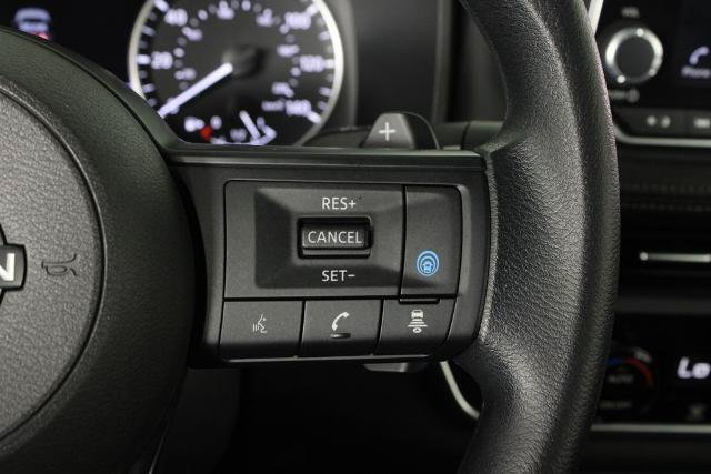 Certified 2024 Nissan Rogue SV FWD image 27