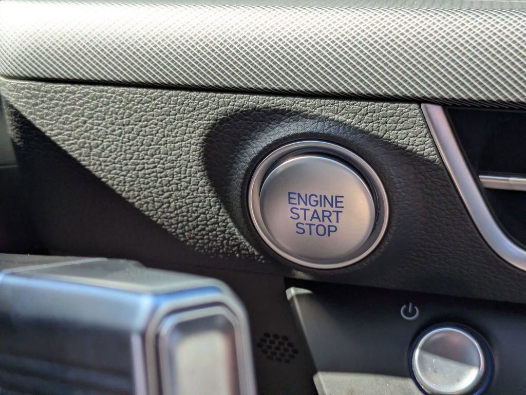 Used 2025 Hyundai Sonata SEL image 24