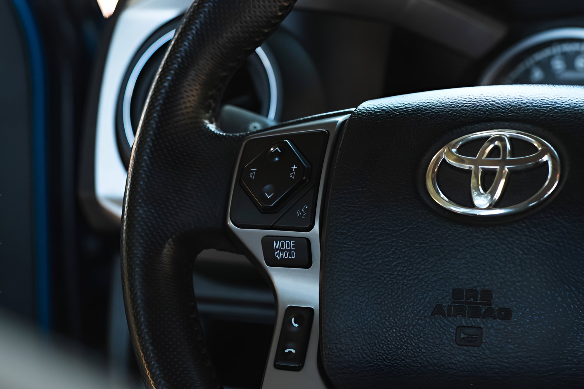 Used 2017 Toyota Tacoma SR5 w/ Tow Package image 27