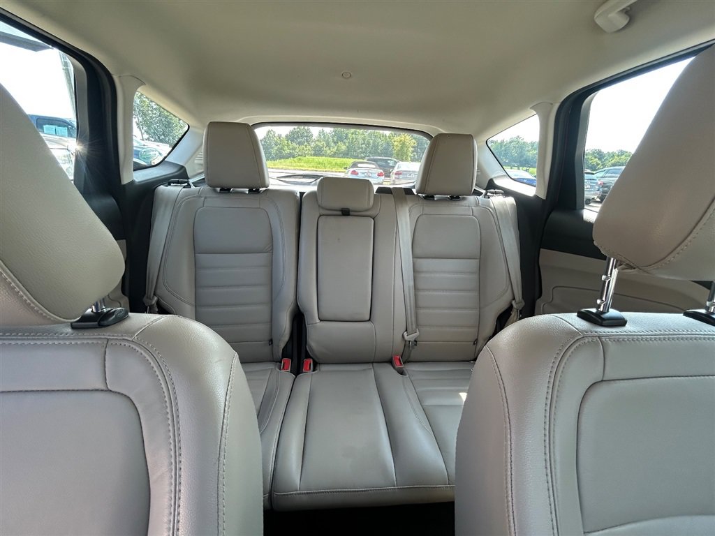 Used 2018 Ford C-MAX SE w/ Equipment Group 202A FWD image 23