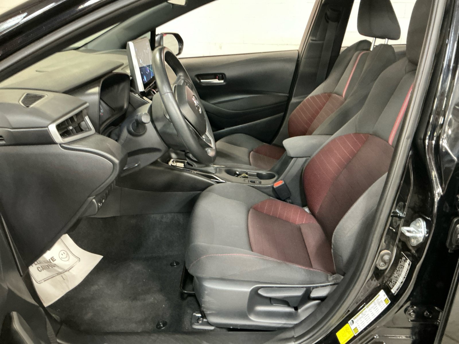 Used 2026 Toyota Corolla SE w/ SE Package FWD image 14