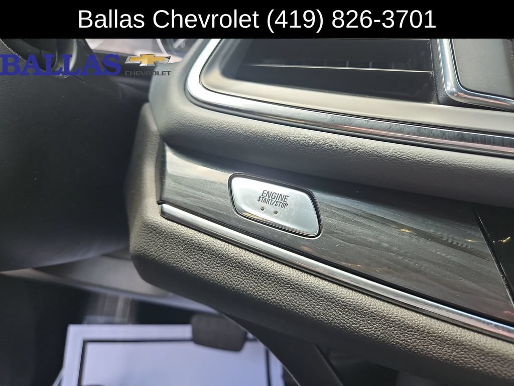 Used 2022 Buick Enclave Essence w/ Sport Touring Edition FWD image 17