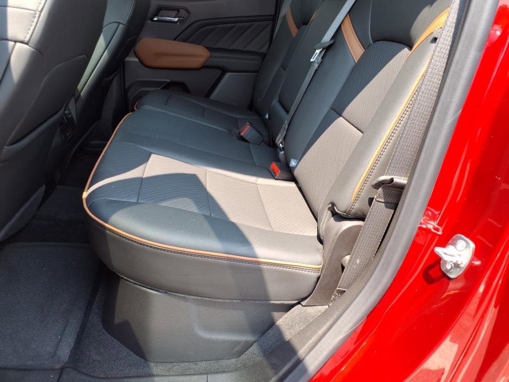 New 2026 GMC Canyon AT4 w/ Technology Plus Package image 8