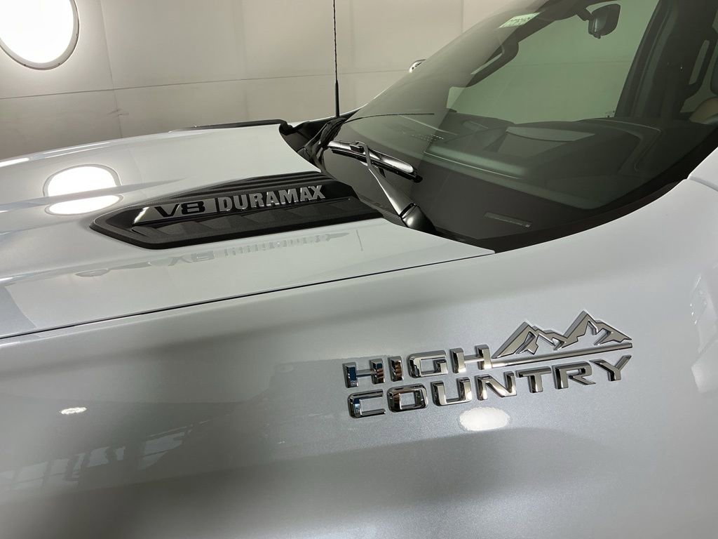 New 2026 Chevrolet Silverado 2500 High Country w/ High Country Premium Package image 4