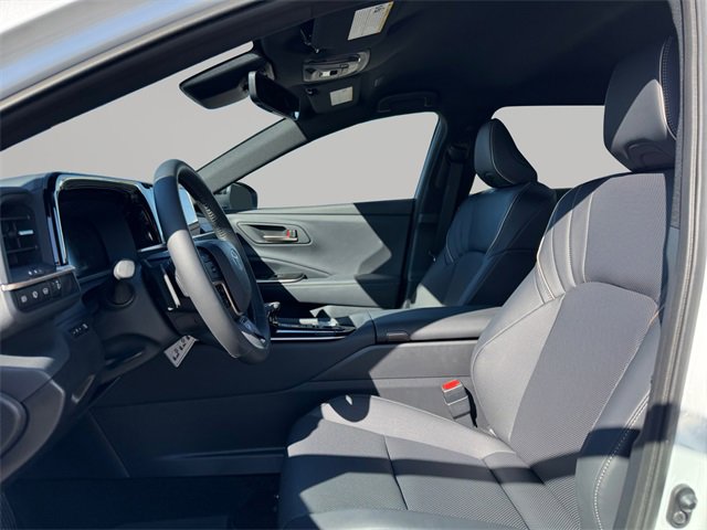 Used 2025 Toyota Crown Signia XLE image 9