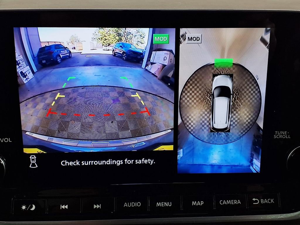 Used 2021 Nissan Rogue SL w/ Premium Package image 13