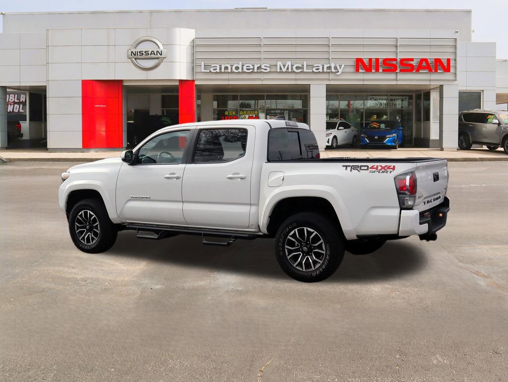 Used 2020 Toyota Tacoma TRD Sport image 5