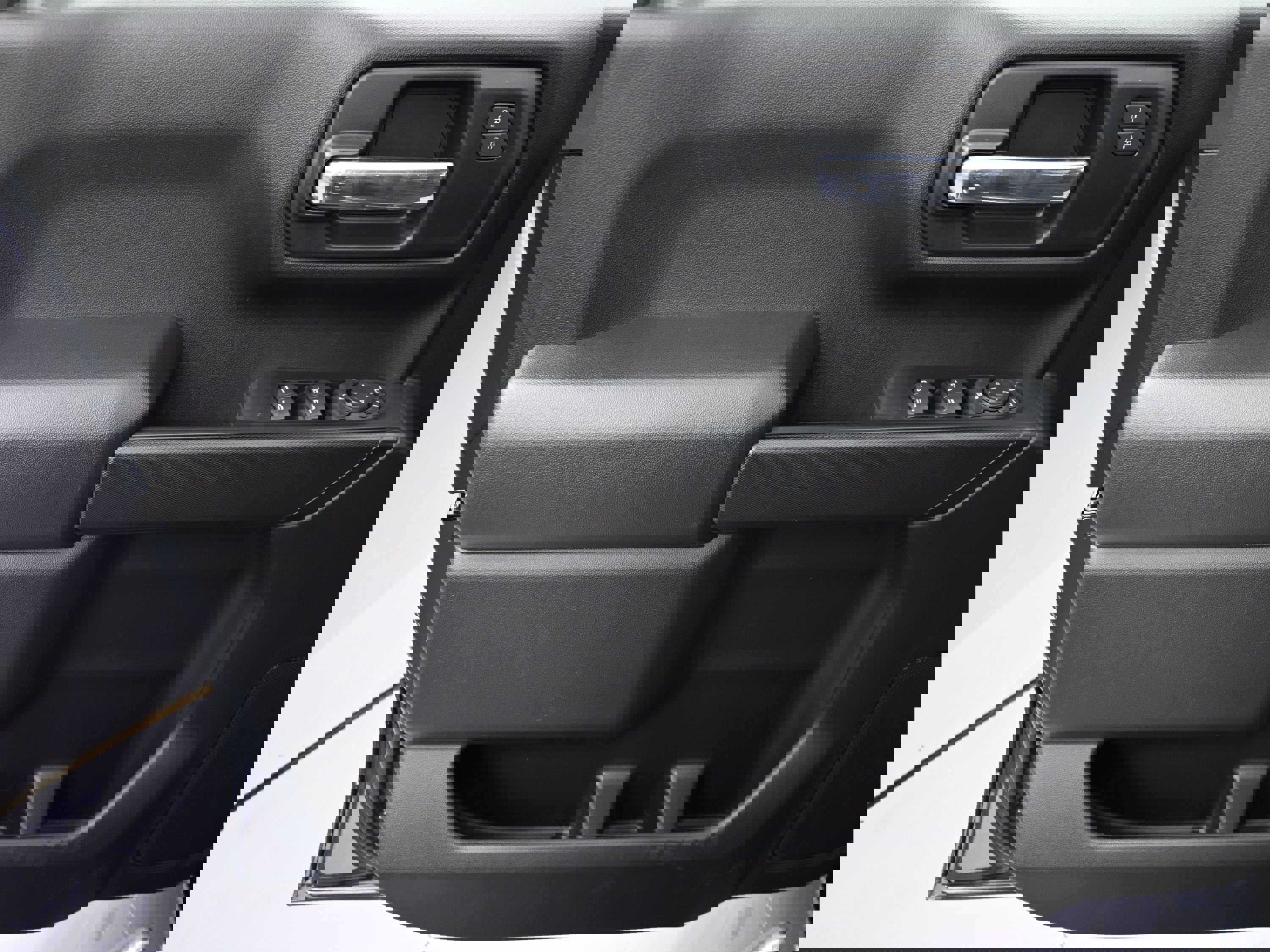 Certified 2023 Chevrolet Silverado 1500 Custom w/ LPO, Dark Essentials Package image 21