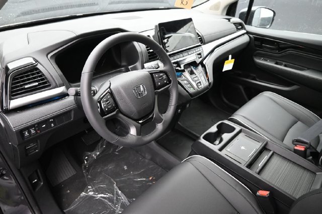 New 2027 Honda Odyssey Touring image 17