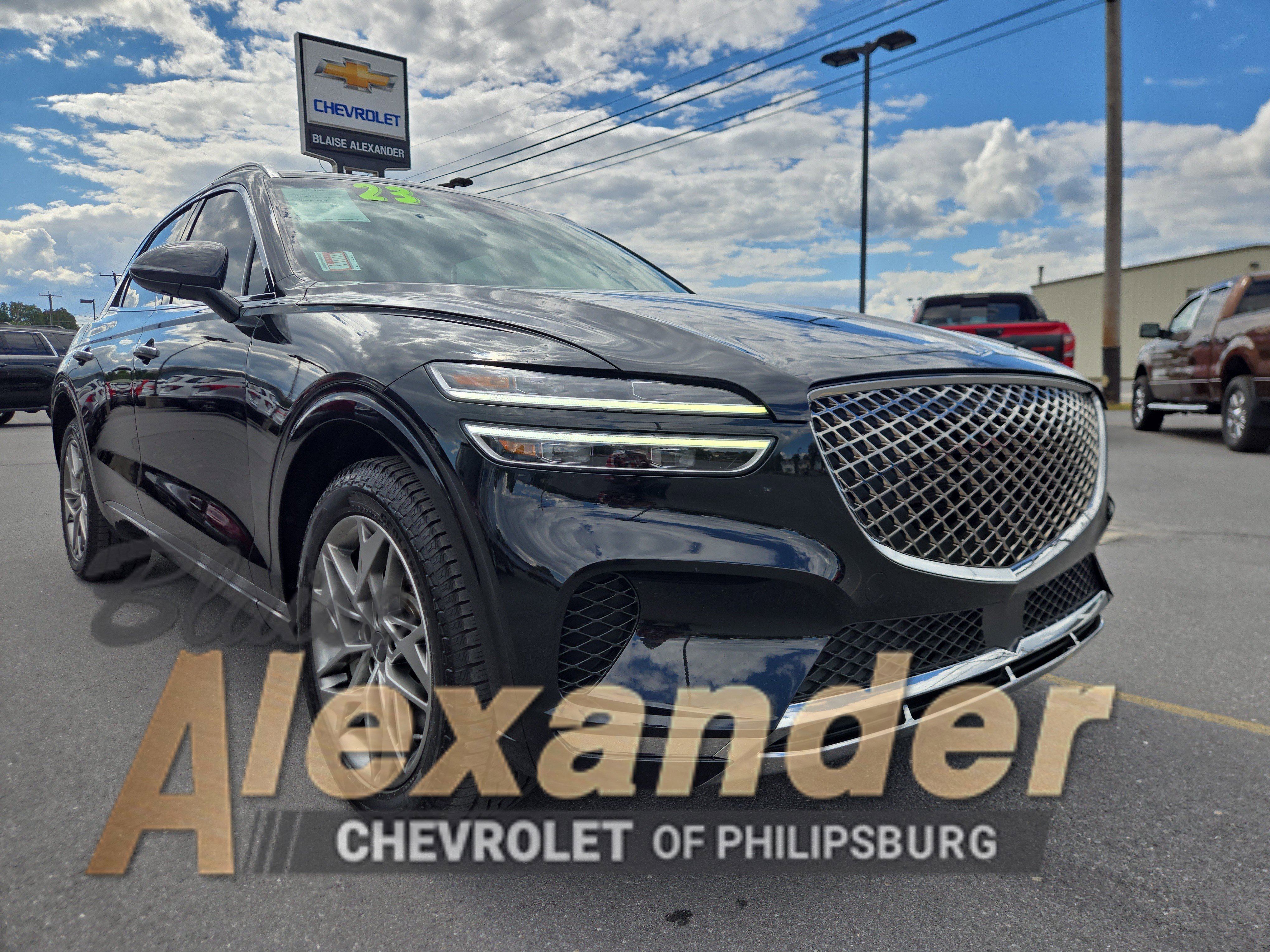 Used 2023 Genesis GV70 2.5T w/ Select Package
