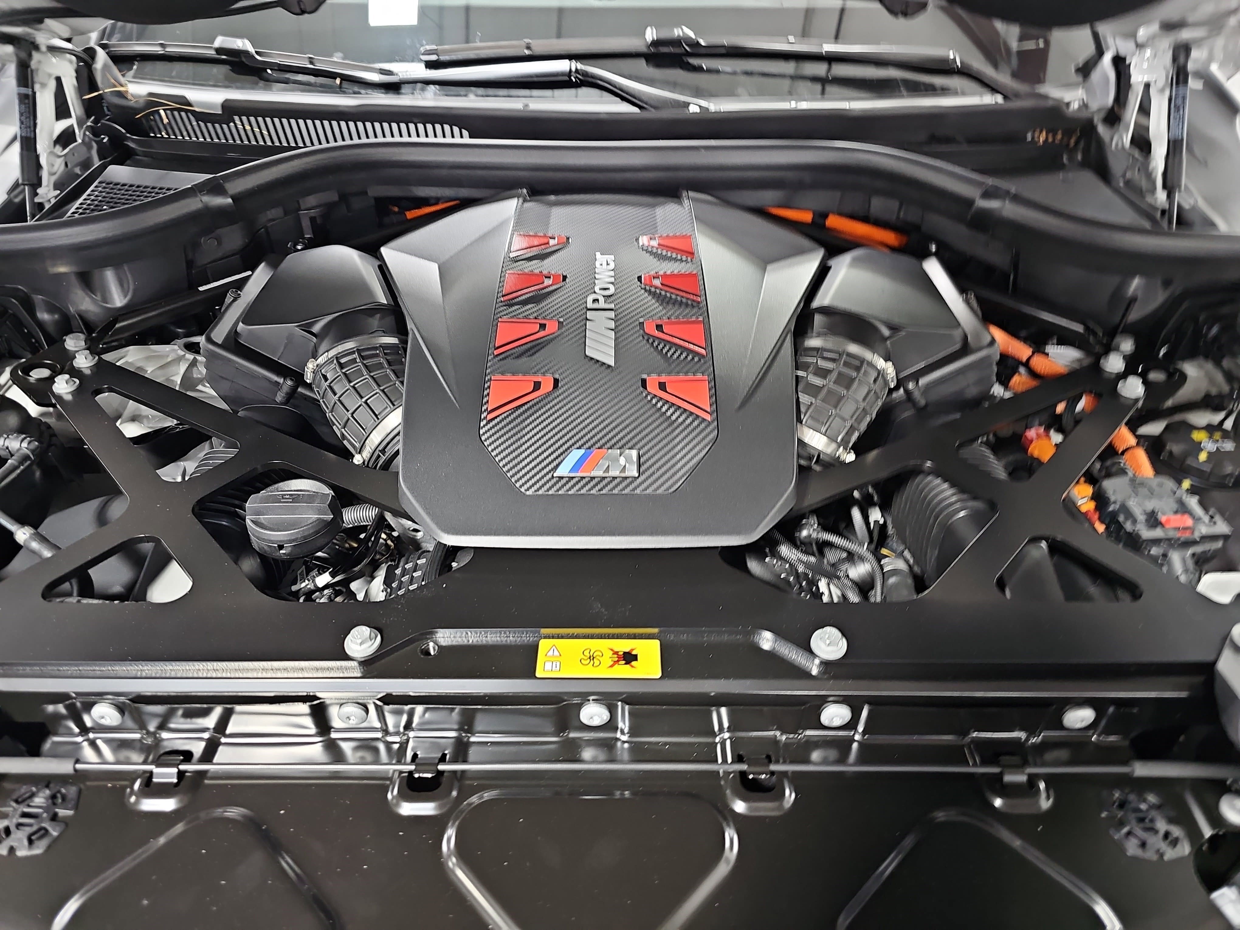 New 2026 BMW XM Label Red image 32