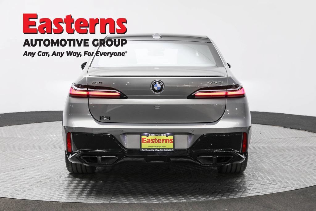 Used 2023 BMW 760i xDrive w/ Executive Package AWD/4WD image 6