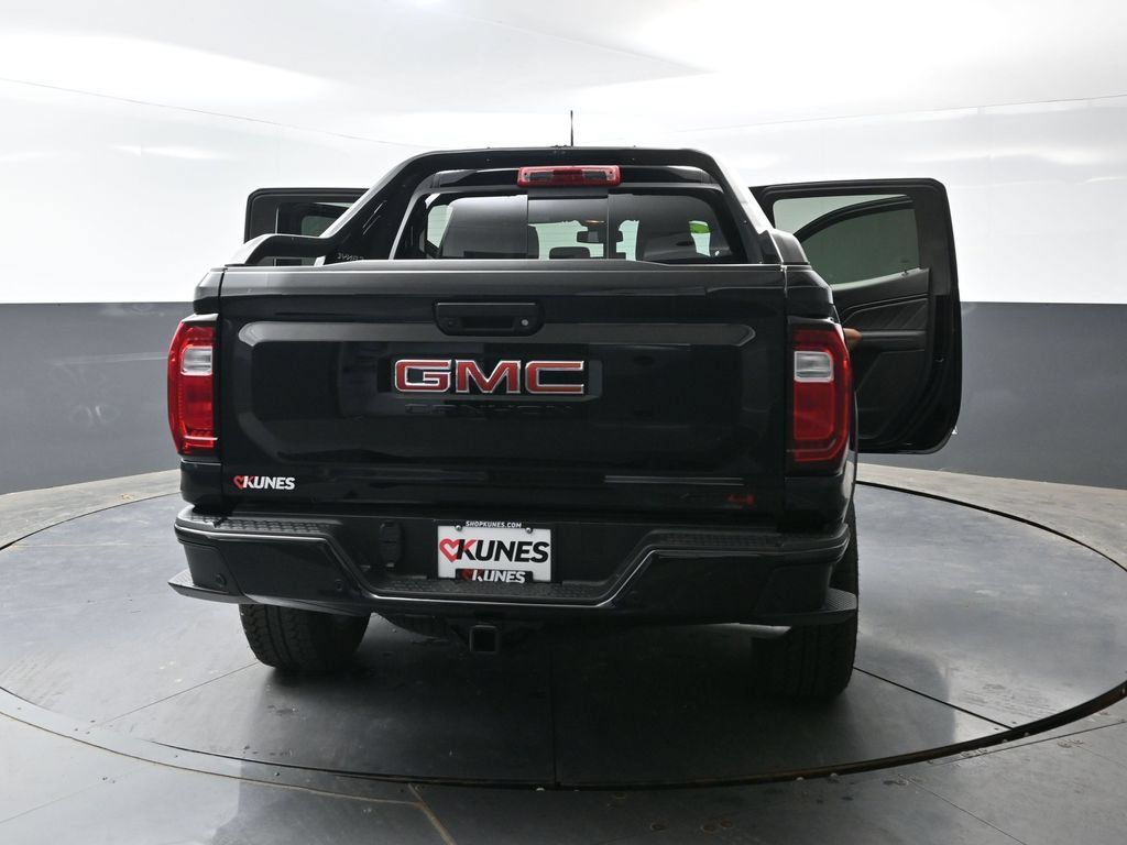 Used 2025 GMC Canyon AT4 w/ Nightfall Edition AWD/4WD image 59