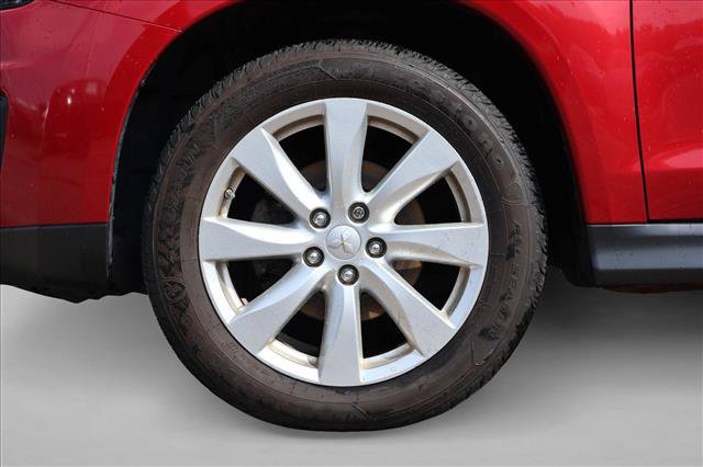 Used 2014 Mitsubishi Outlander Sport ES FWD image 9