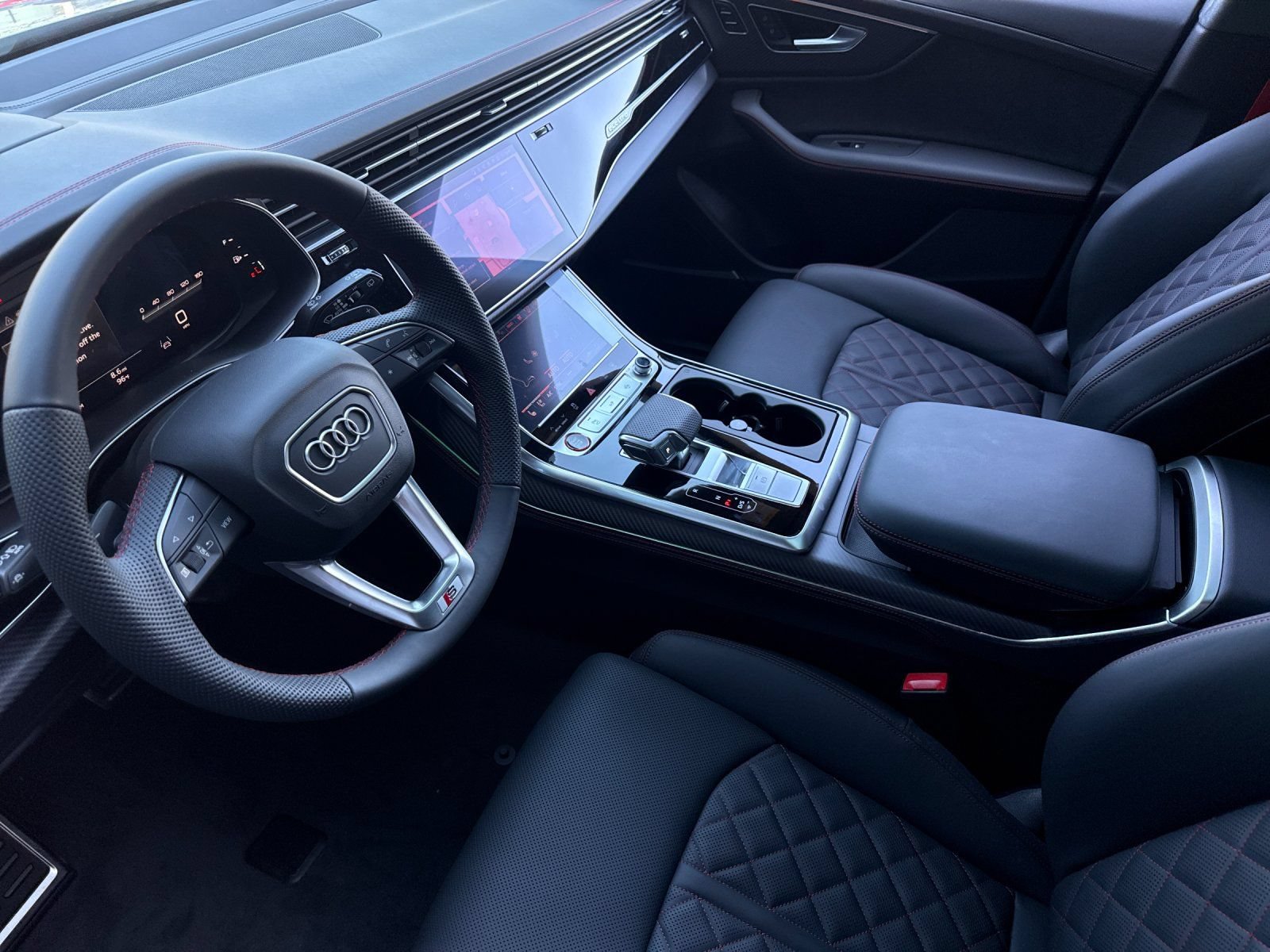 New 2026 Audi SQ8 Prestige AWD/4WD image 10
