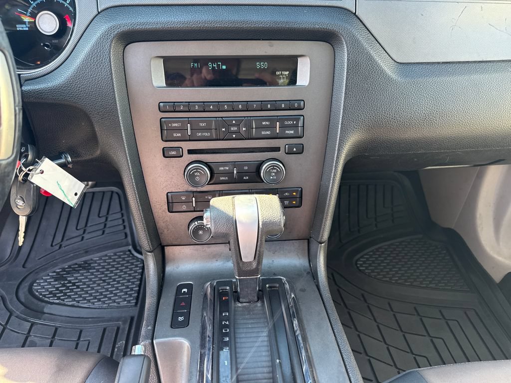Used 2010 Ford Mustang Premium RWD image 18