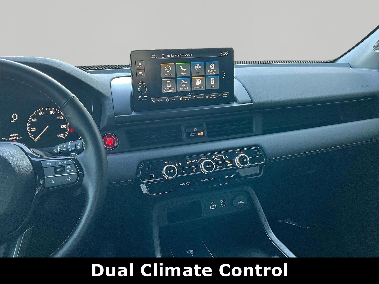 Used 2025 Honda Pilot TrailSport image 9