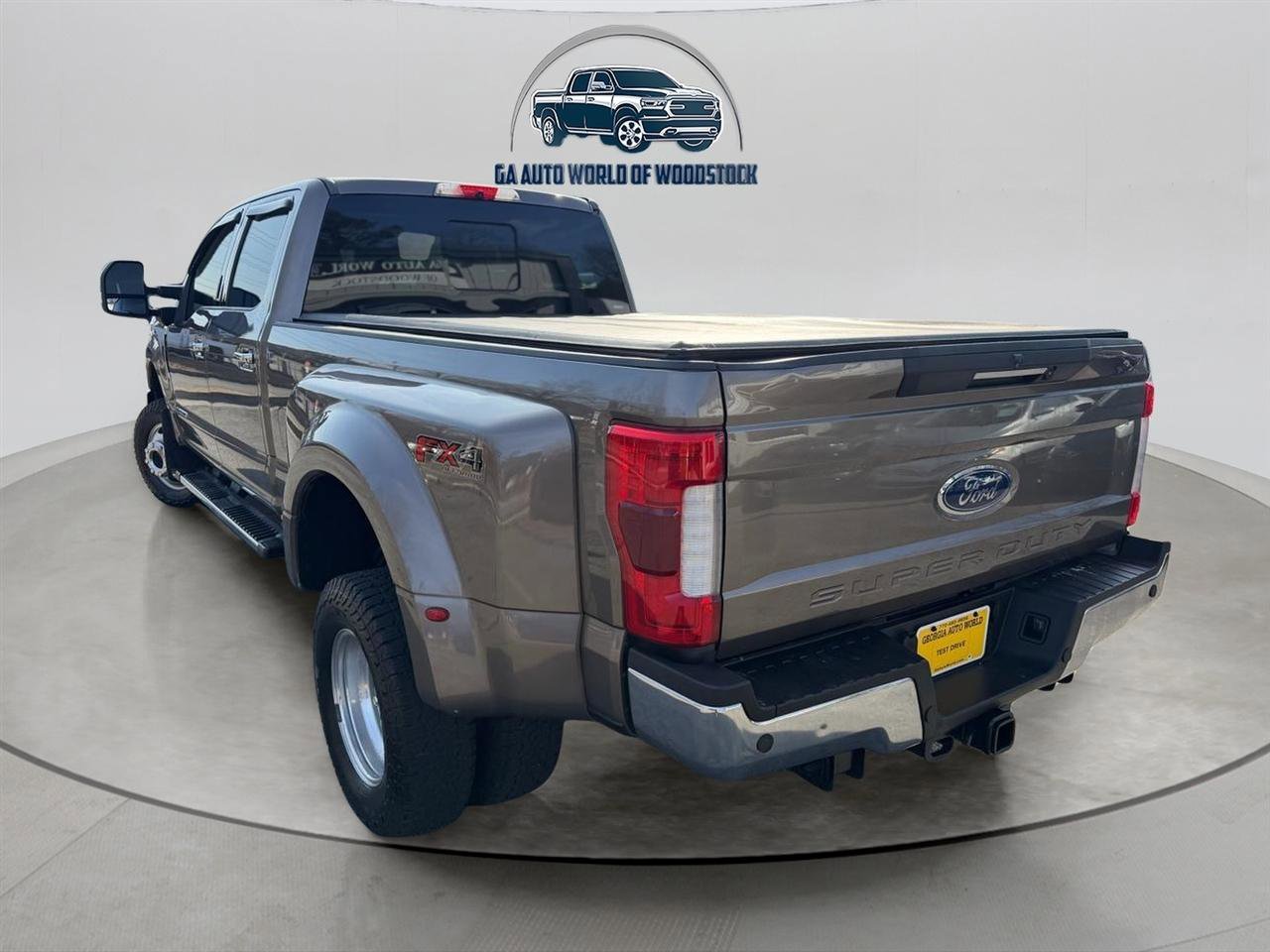 Used 2019 Ford F350 Lariat w/ Lariat Ultimate Package image 5