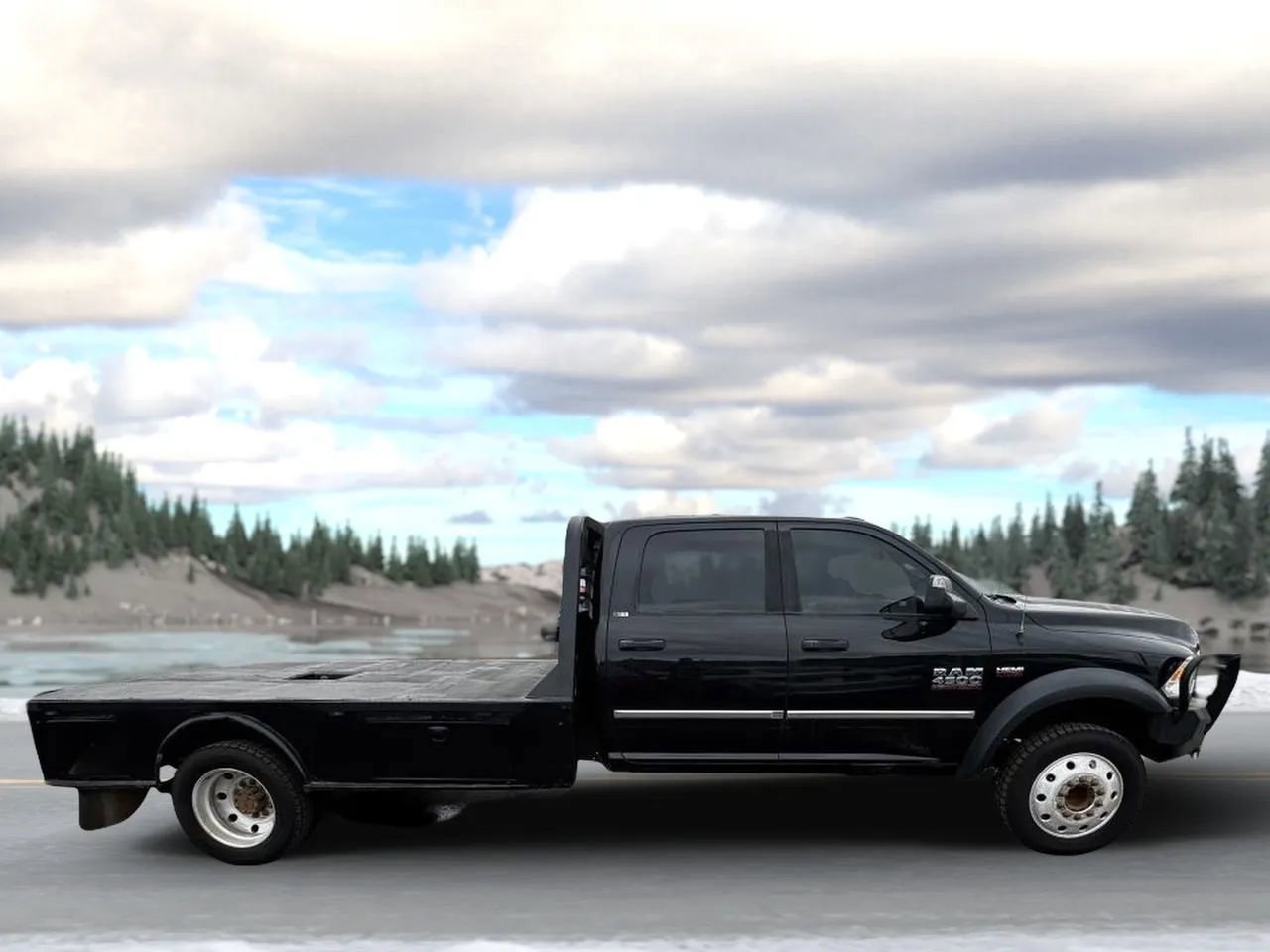 Used 2018 RAM 4500 SLT w/ Quick Order Package 27G SLT image 2