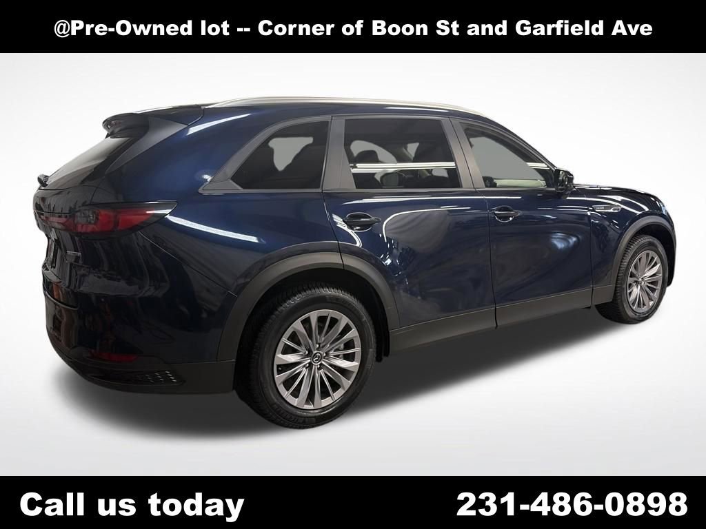 Used 2025 MAZDA CX-90 3.3 Turbo w/ Select Package image 9