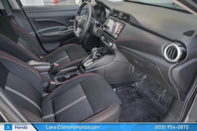 Used 2024 Nissan Versa SR FWD image 19