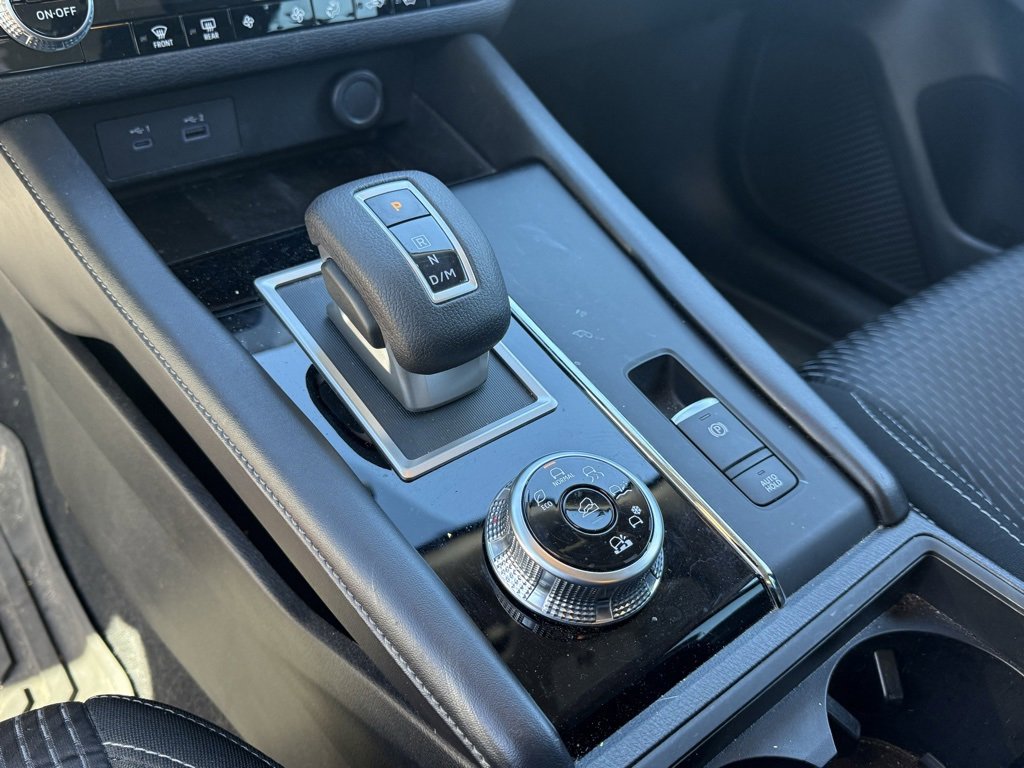 Used 2022 Mitsubishi Outlander ES image 18